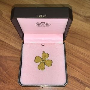 Original Juicy Couture ✨Super Rare✨ Large Clover Pendant